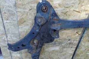 Изображение товара 41055 - 00041055 balka perednyaya BMW X1 2