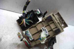 Изображение товара 41080 - 00041080 blok predokhranitelej Peugeot 107 3