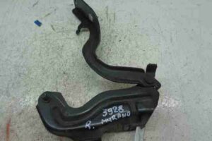 Изображение товара 41102 - 00041102 petlya kapota pravaya Lexus LS 2