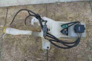 Изображение товара 41104 - 00041104 bachok omyvatelya Peugeot 306 1