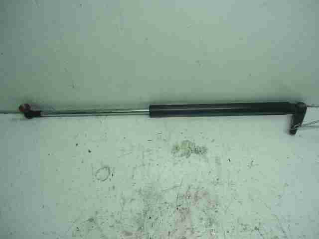 Изображение товара 41183 - 00041183 amortizator kryshki bagazhnika Peugeot 107