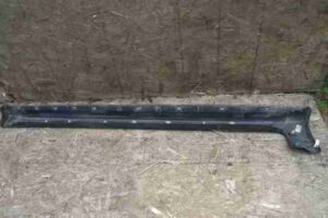 Изображение товара 41340 - 00041340 porog plastikovyj pravyj Opel Omega 3