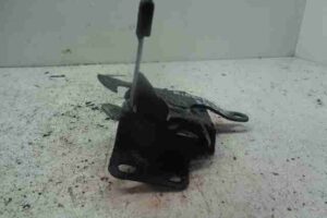 Изображение товара 41589 - 00041589 zamok kapota Renault Logan 3