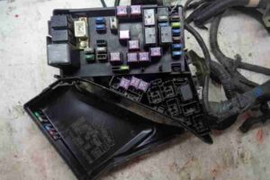 Изображение товара 41719 - 00041719 blok predokhranitelej Peugeot 306 1