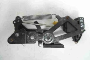 Изображение товара 41745 - 00041745 zamok bagazhnika Toyota Carina E 1