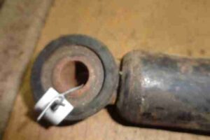 Изображение товара 41840 - 00041840 amortizator zadnij levyj Chevrolet Suburban 3