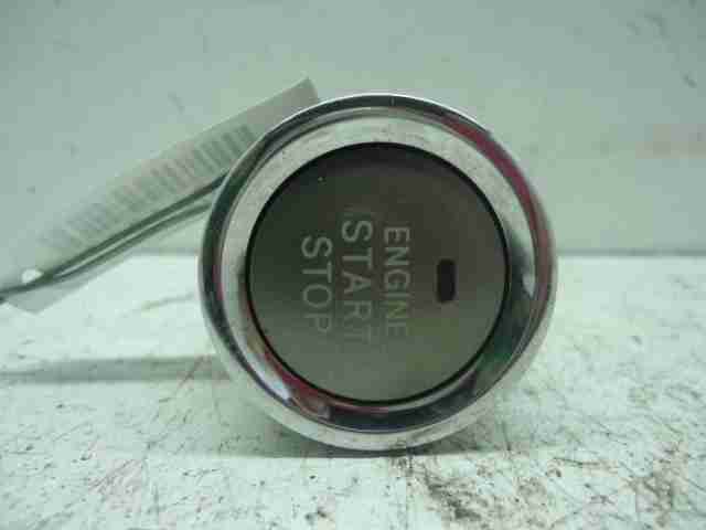 Изображение товара 41921 - 00041921 knopka salona Chevrolet Blazer