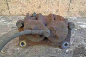 Изображение товара 41932 - 00041932 support perednij pravyj Isuzu Rodeo 3