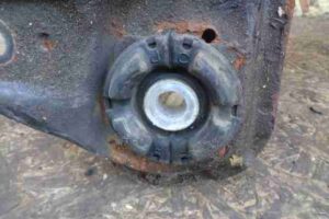 Изображение товара 41988 - 00041988 balka perednyaya Renault Logan 1