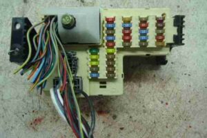 Изображение товара 41999 - 00041999 blok predokhranitelej Hyundai i40