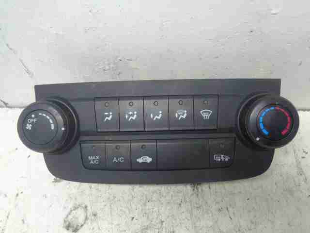 Изображение товара 42006 - 00042006 pereklyuchatel otopitelya Renault Sandero