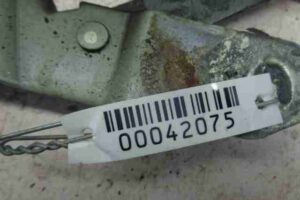 Изображение товара 42075 - 00042075 petlya kapota pravaya Peugeot 207 2