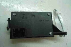 Изображение товара 42394 - 00042394 knopka salona Toyota Corolla Matrix 3