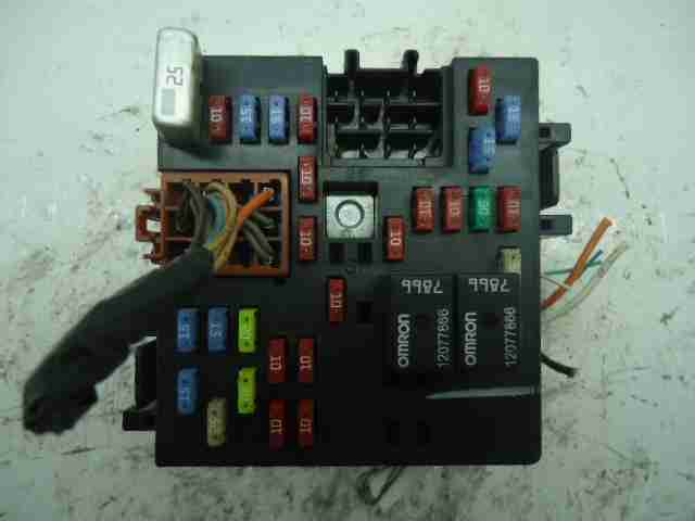 Изображение товара 42479 - 00042479 blok predokhranitelej Toyota Venza