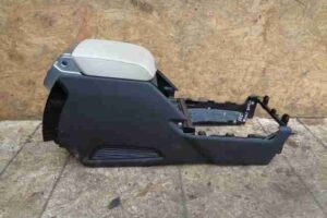 Изображение товара 42621 - 00042621 podlokotnik Audi Q7