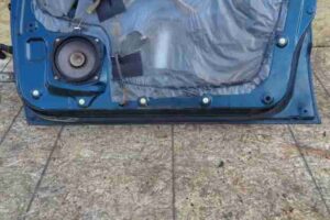 Изображение товара 42739 - 00042739 dver perednyaya pravaya Isuzu Rodeo 3