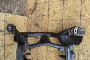 Изображение товара 43004 - 00043004 balka perednyaya Ford Escort 2