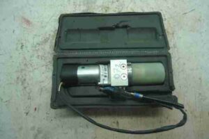 Изображение товара 43170 - 00043170 nasos dozhima dveri bagazhnika Ford Scorpio