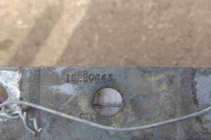 Изображение товара 43364 - 00043364 petlya kapota pravaya 2