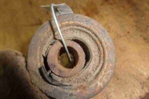 Изображение товара 43387 - 00043387 amortizator perednij pravyj SEAT Leon 2