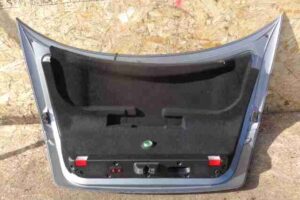 Изображение товара 43637 - 00043637 kryshka bagazhnika Honda Prelude 3