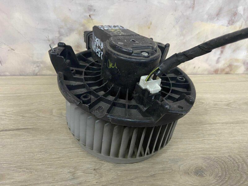 Изображение товара 43698 - 00043698 ventilyator otopitelya (motorchik pechki) Peugeot 306