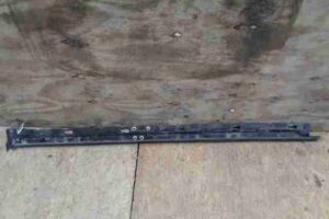 Изображение товара 43727 - 00043727 porog plastikovyj pravyj Citroen Berlingo