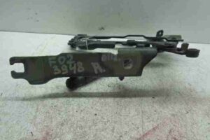 Изображение товара 43787 - 00043787 petlya kapota pravaya 2