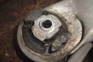 Изображение товара 257984 - 00043788 balka zadnyaya Ford Scorpio 3