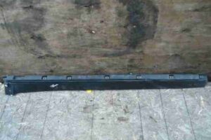 Изображение товара 43888 - 00043888 porog plastikovyj levyj Skoda Yeti 2