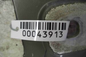 Изображение товара 43913 - 00043913 petlya kapota pravaya 2