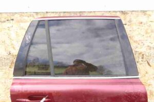 Изображение товара 44071 - 00044071 dver zadnyaya pravaya Volvo V50 3