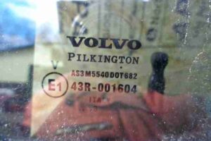 Изображение товара 00044071sep3 - 00044071sep3 steklo dveri zadnej pravoj Volvo V50 2