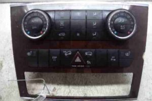 Изображение товара 44146 - 00044146 pereklyuchatel otopitelya Ford Escort