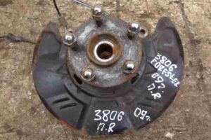 Изображение товара 44160 - 00044160 kulak povorotnyj pravyj Peugeot 107 2