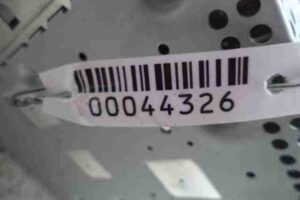 Изображение товара 44326 - 00044326 magnitola Toyota Corolla Verso 2