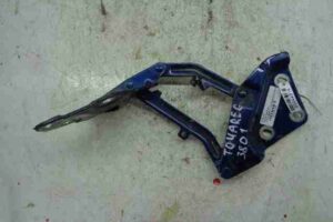 Изображение товара 44594 - 00044594 petlya kapota pravaya Toyota Corolla Matrix 3