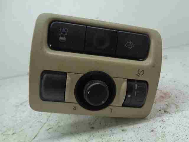 Изображение товара 44622 - 00044622 knopka salona Peugeot 306