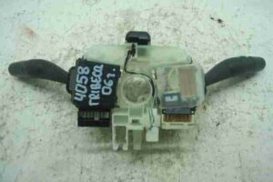 Изображение товара 44794 - 00044794 pereklyuchatel podrulevoj (strekoza) Peugeot 306 2