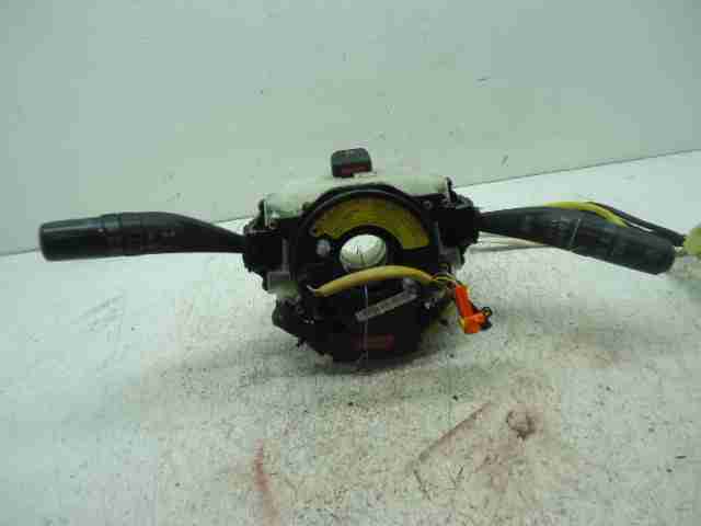 Изображение товара 44945 - 00044945 pereklyuchatel podrulevoj (strekoza) Peugeot 306