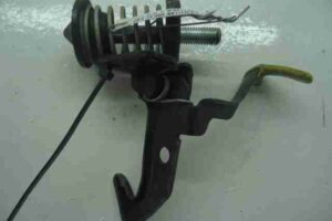 Изображение товара 44957 - 00044957 zamok kapota Pontiac Vibe