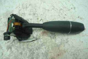 Изображение товара 44963 - 00044963 pereklyuchatel podrulevoj (strekoza) Ford Scorpio 3