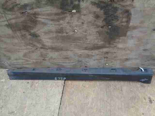 Изображение товара 44987 - 00044987 porog plastikovyj pravyj Audi A8