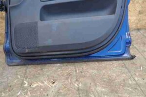 Изображение товара 45098 - 00045098 dver perednyaya pravaya Toyota Corolla Matrix 2