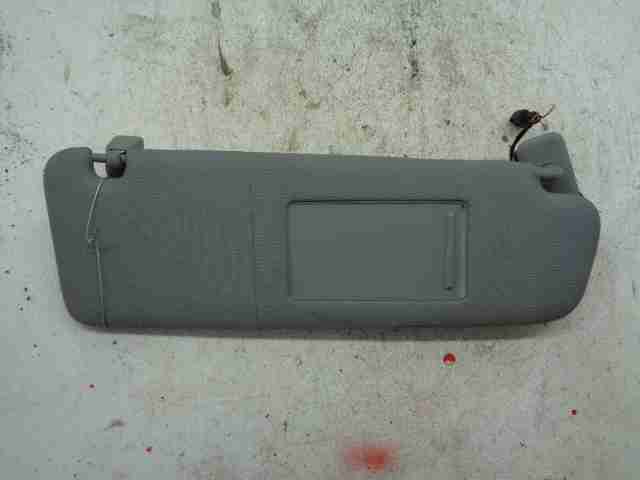 Изображение товара 45154 - 00045154 kozyrek solntsezaschitnyj Toyota Corolla Matrix