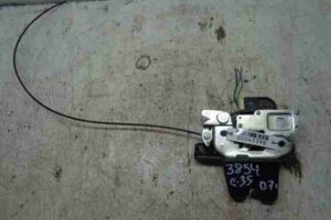 Изображение товара 45398 - 00045398 zamok bagazhnika Peugeot 4007 2