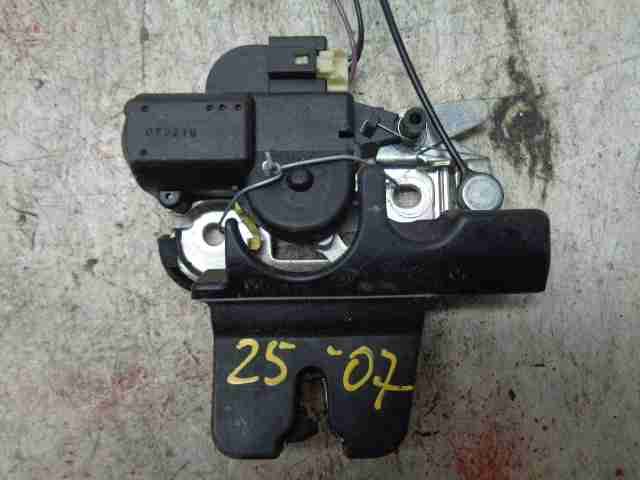 Изображение товара 45398 - 00045398 zamok bagazhnika Peugeot 4007