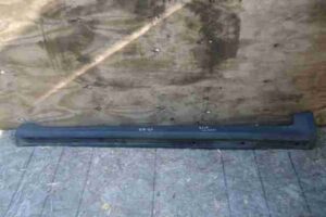 Изображение товара 45526 - 00045526 porog plastikovyj pravyj Peugeot 306