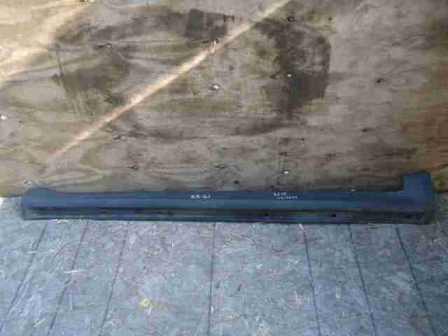 Изображение товара 45526 - 00045526 porog plastikovyj pravyj Peugeot 306