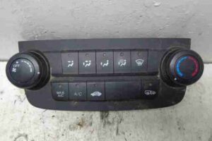 Изображение товара 45534 - 00045534 pereklyuchatel otopitelya Renault Sandero